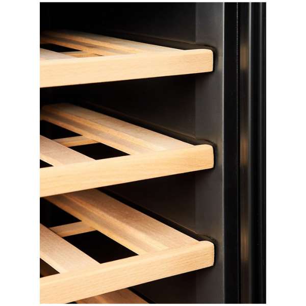 Шкаф винный монотемпературный Vinosafe VSF28AM